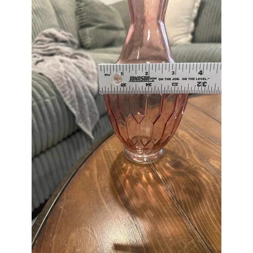 Pink Glass Honeycomb Diamond Pattern Bud Vase Vintage Style Rose Home Decor